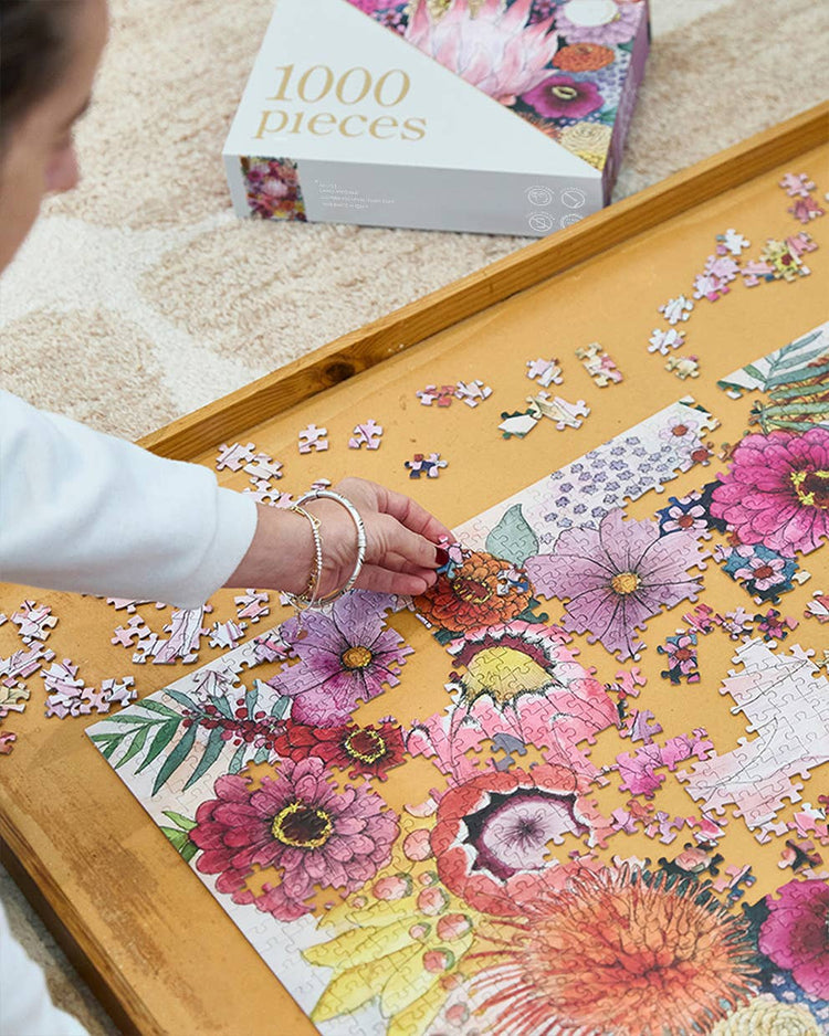Jade 1000 Piece Jigsaw Puzzle - Artist Designed