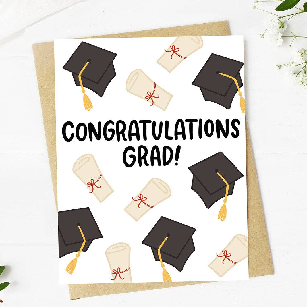 "Congratulations Grad!" Graduation Cap Diploma Card