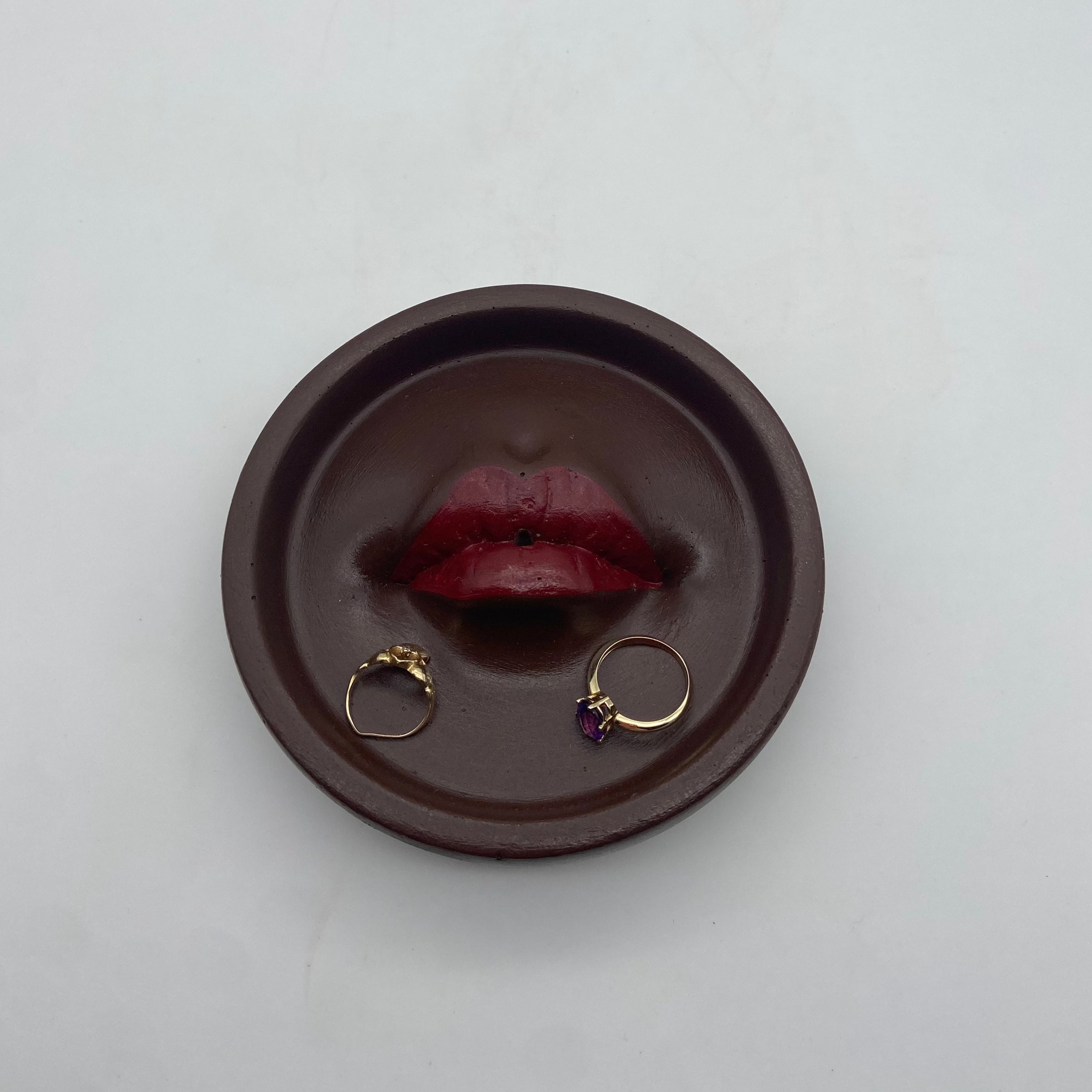 Kiss Me Incense Burner: Espresso