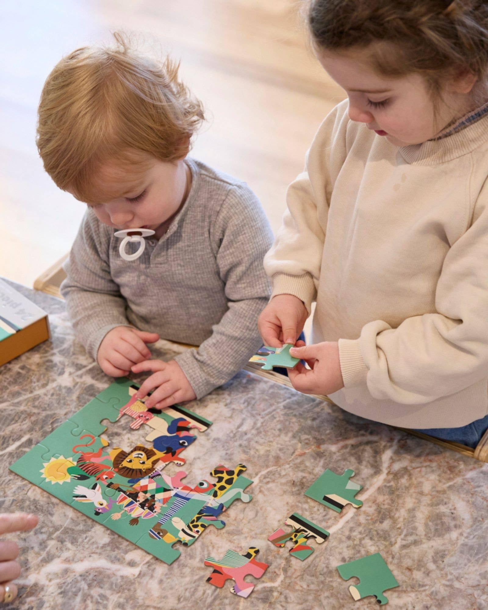 24 Piece Kids Jigsaw Puzzle - Animal Carnival
