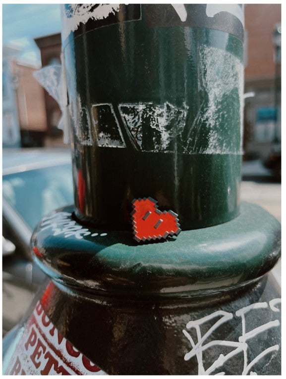 2D Heart Pin